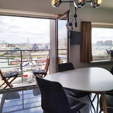 Apartman Cosy And Modern 2 Bedrooms Flat With Marina View *